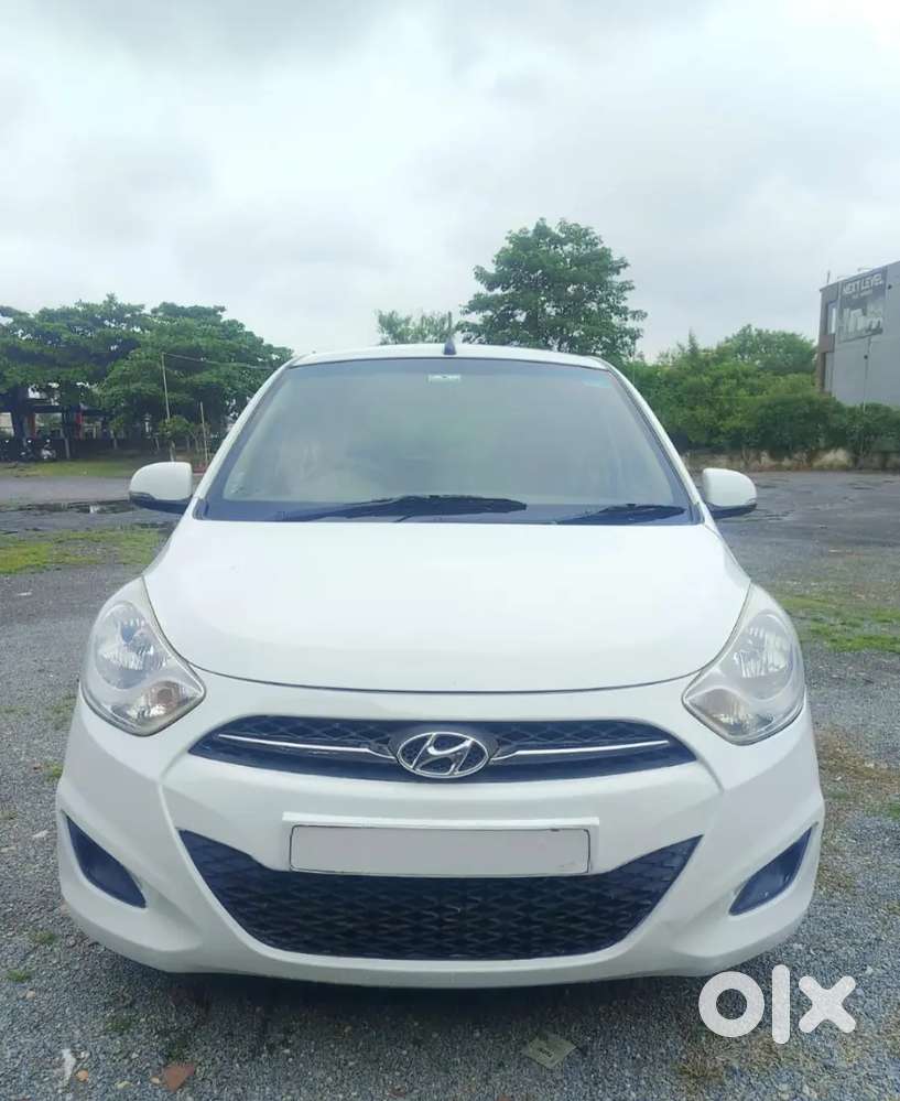 Hyundai I10 2012 First Owner Mint Condition With Back Camera