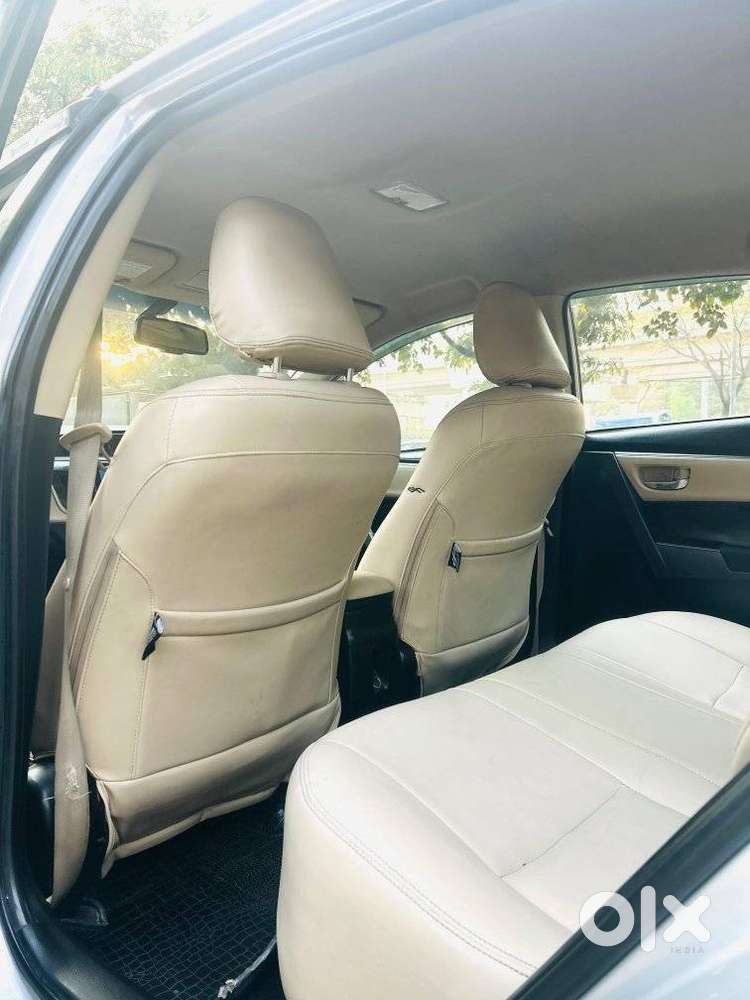 Toyota Corolla Altis 2013-2017 G At, 2016, Petrol