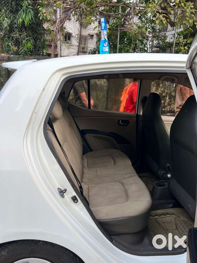 Hyundai I10 Sportz At  2nd Owner  Petrol  No Work  Take & Drive