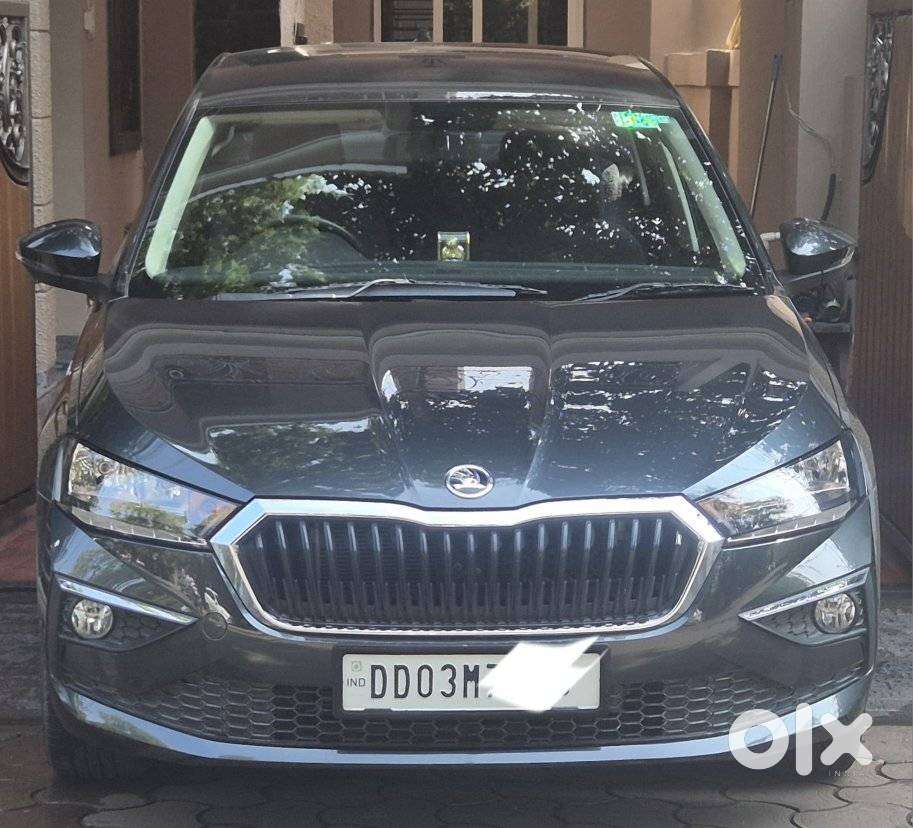 Skoda Slavia Style 1.0l Tsi At, 2024, Petrol