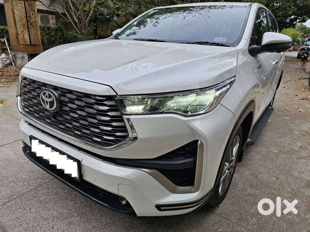 Toyota Innova Hycross 2.0 Zx Hybrid 7 Str, 2024, Cng & Hybrids