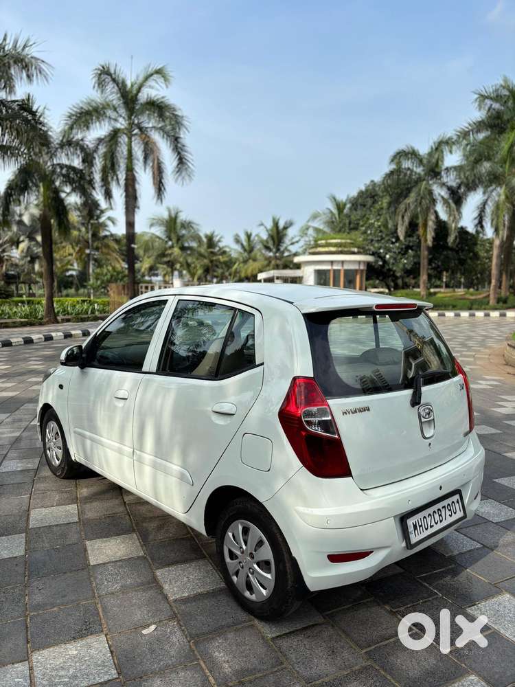 Hyundai I10 Asta Sunroof At, 2011, Petrol