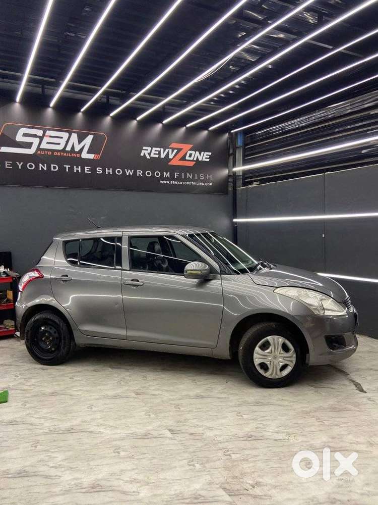 Maruti Suzuki Swift 1.2 Vxi (o), 2012, Petrol