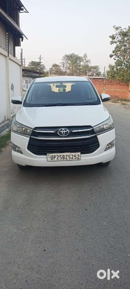 Toyota Innova Crysta 2.4 G Mt 8s, 2017, Diesel