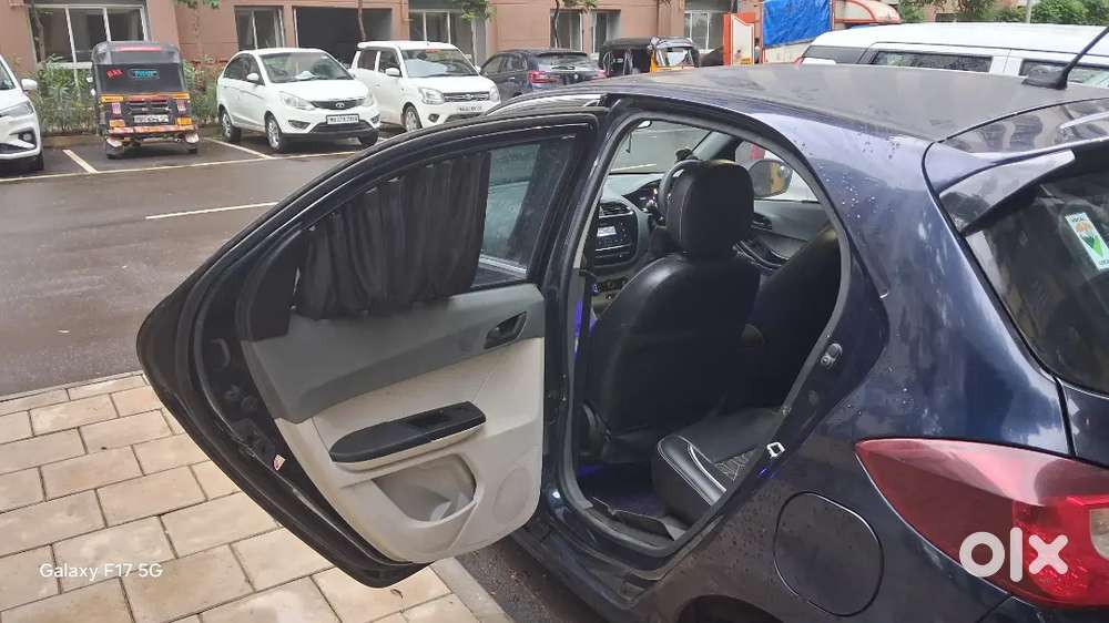 Tata Tiago Xm Cng 2025