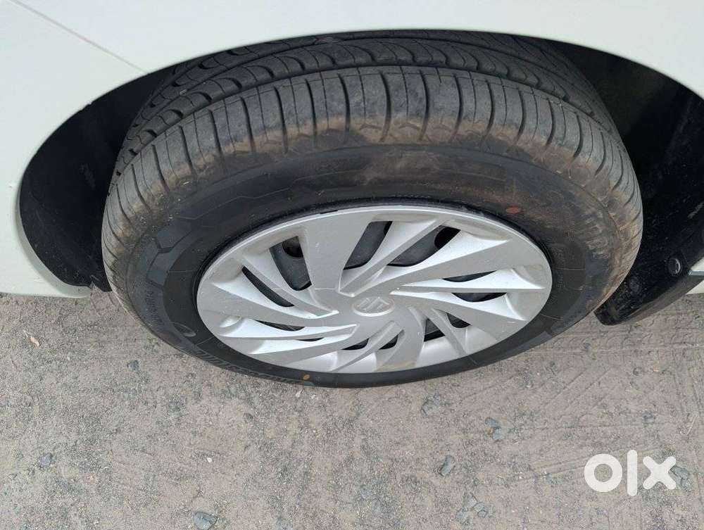 Maruti Suzuki Ertiga Vxi Shvs, 2024, Petrol