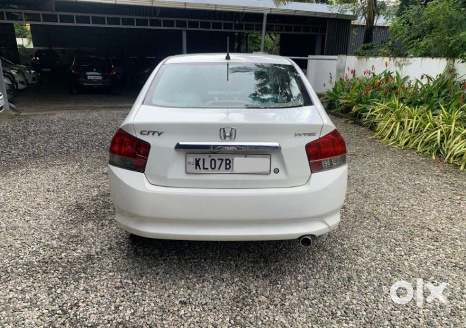 Honda City 1.5 E Mt, 2010, Petrol