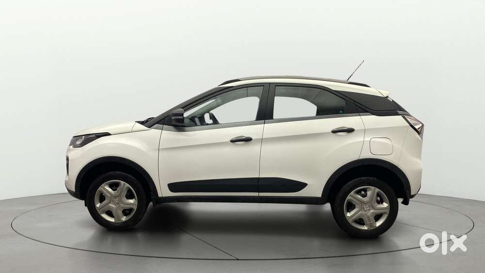 Tata Nexon 1.2 Revotron Xm (s), 2021, Petrol