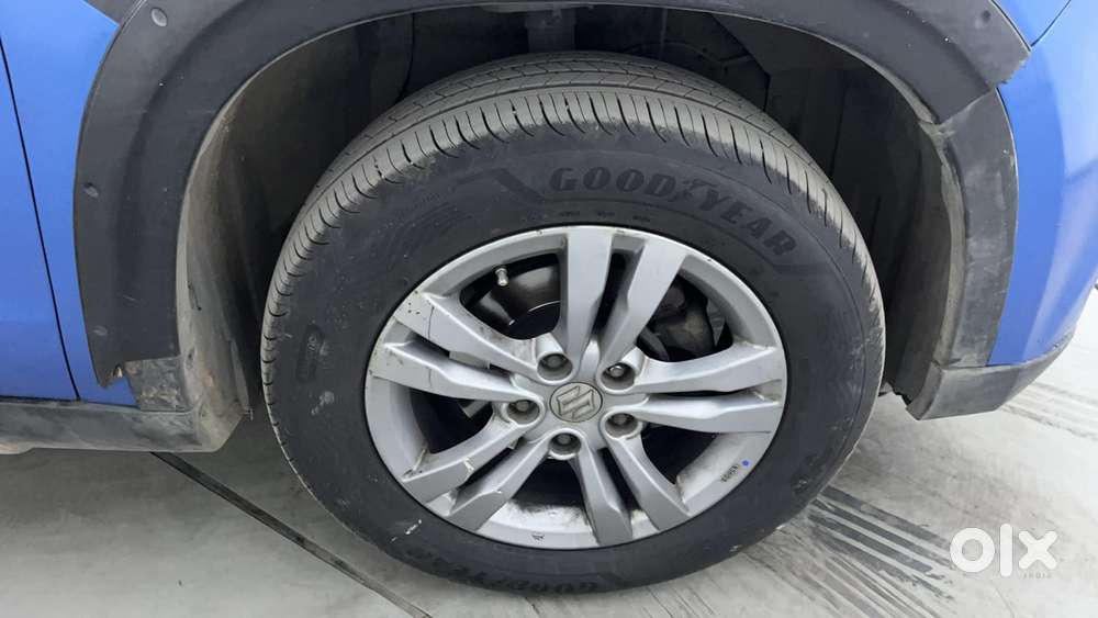 Maruti Suzuki Vitara Brezza Zdi+ Dual Tone Mt, 2016, Diesel
