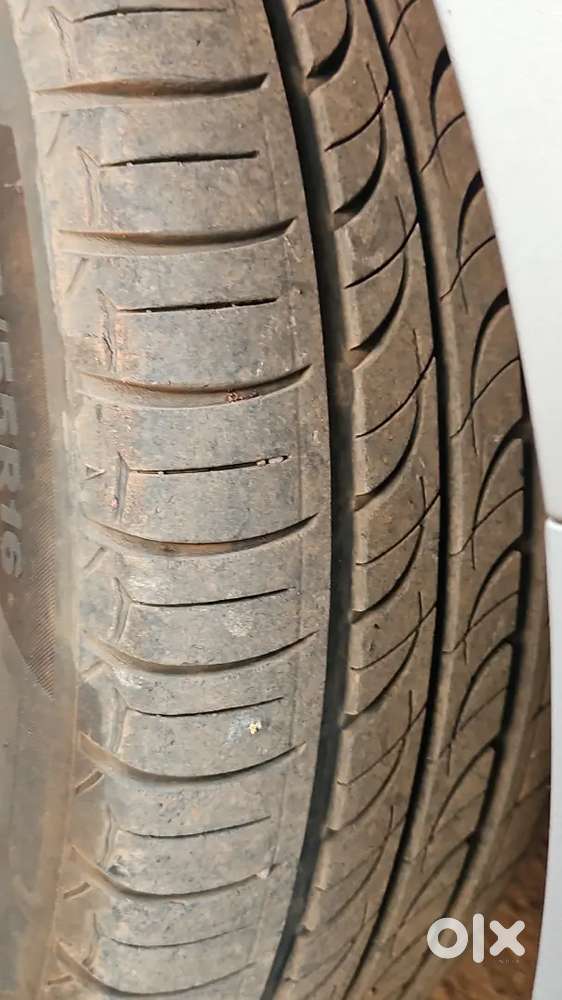 4 Air 5 Type New With Alloy Wheels