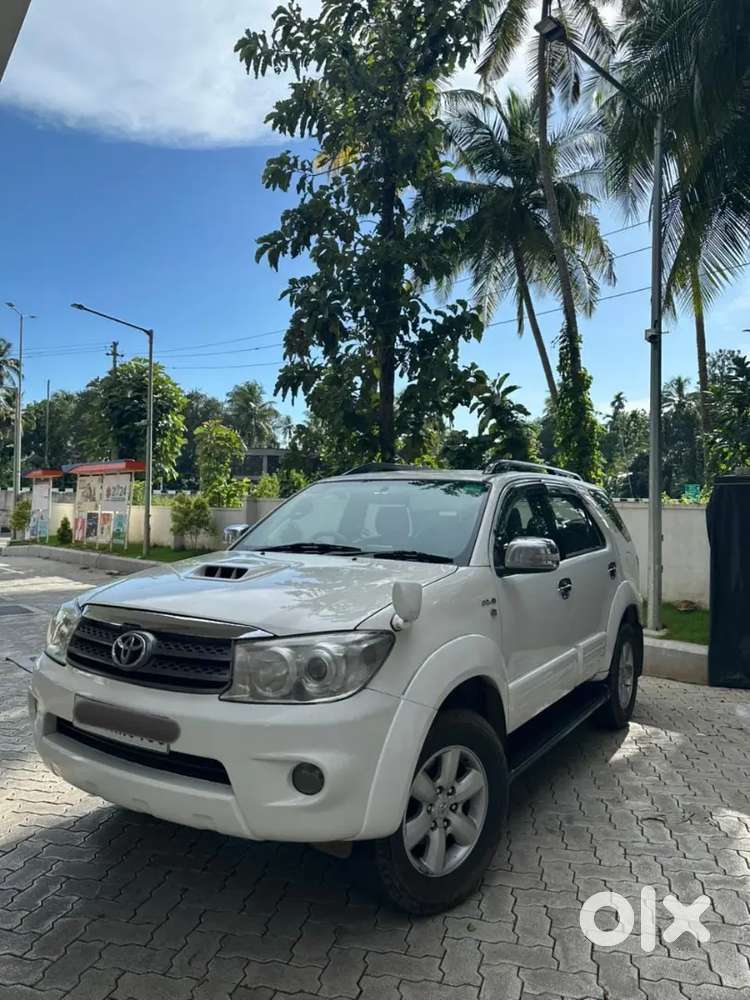 Toyota Fortuner  3.0 4wd Mt