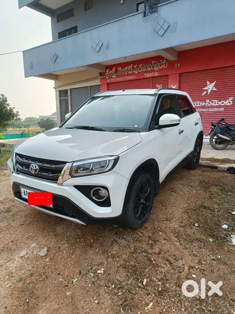 Toyota Urban Cruiser 2022 Petrol 70000 Km Driven
Model 2021reg2022