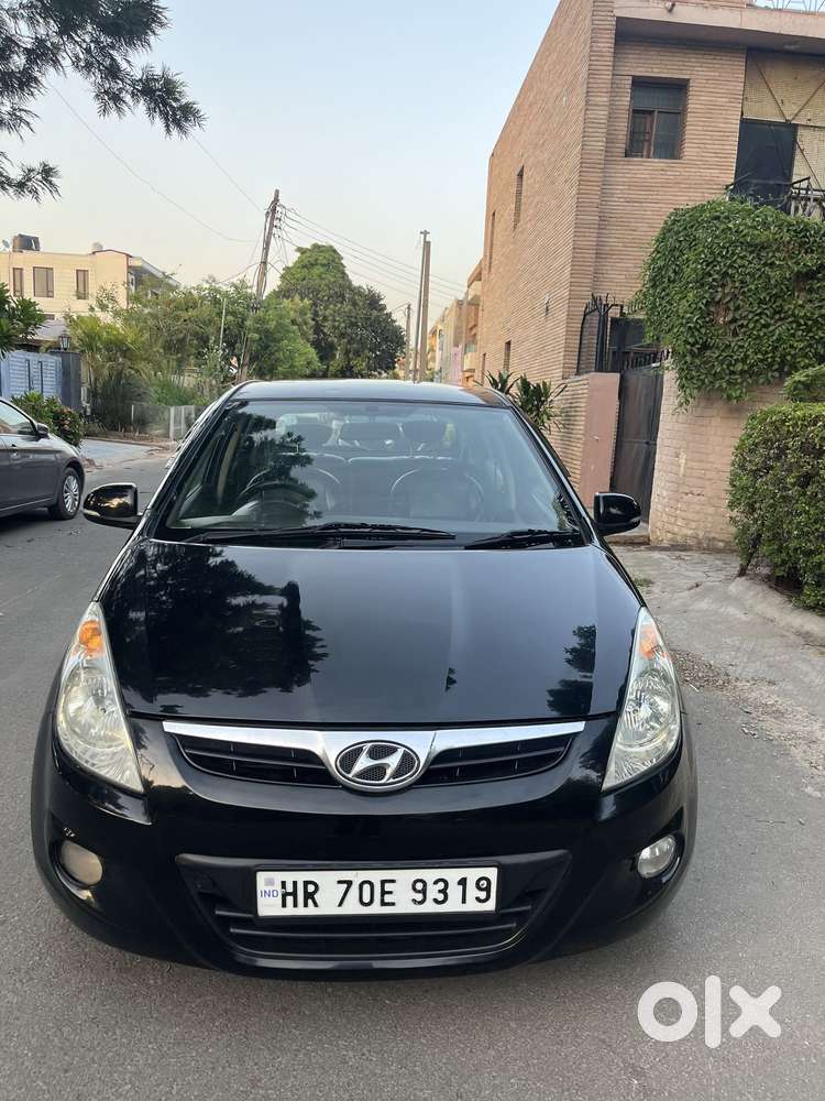 Hyundai I20 Asta 1.4 Crdi With Avn 6 Speed, 2010, Diesel