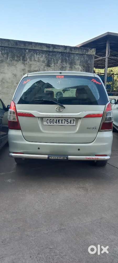 Toyota Innova 2014