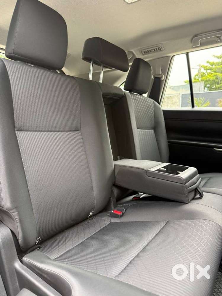 Toyota Innova Hycross 2.0 Gx 8 Str, 2023, Petrol