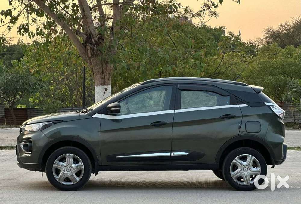 Tata Nexon 1.2 Revotron Xt, 2022, Petrol