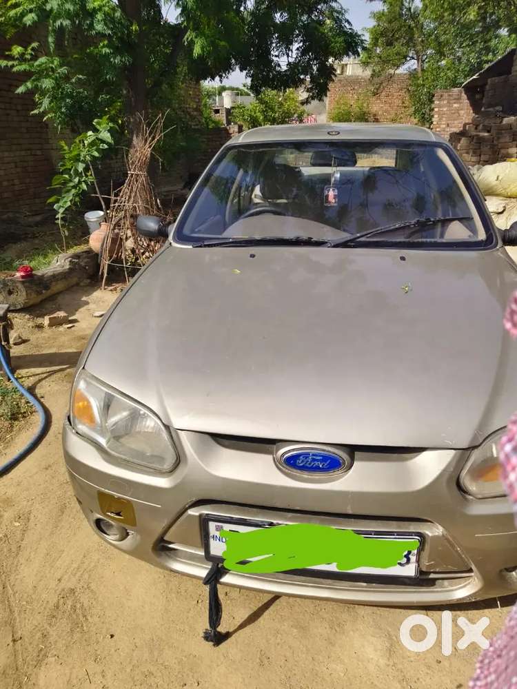 Ford Ikon 2009