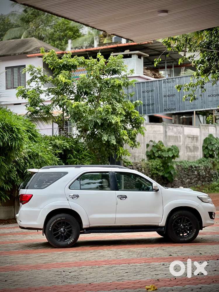Toyota Fortuner 4*2 Automatic, 2014 Model, 2nd Owner