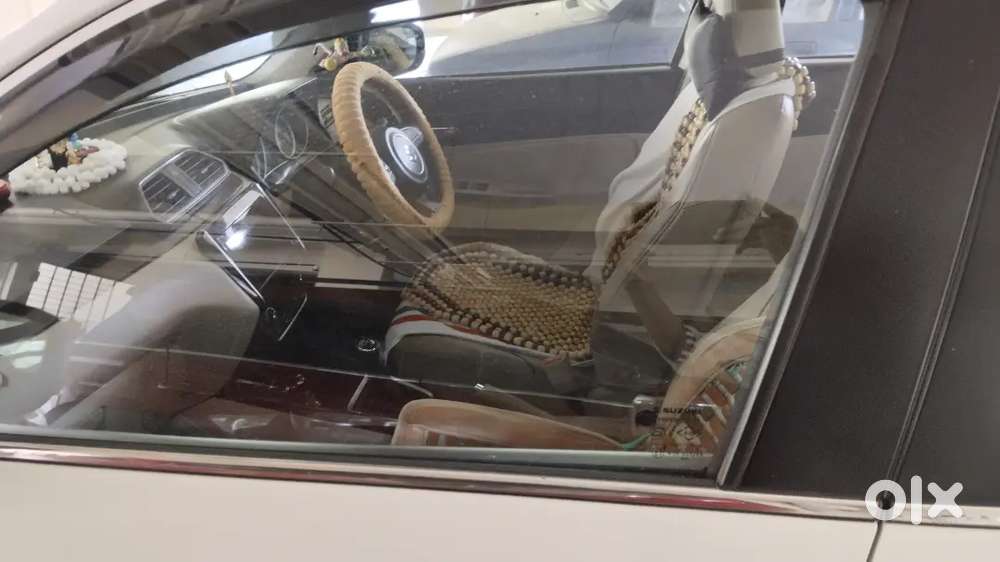 Maruti Suzuki Dzire 2017 Petrol 35000 Km Driven