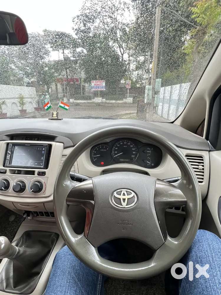 Toyota Innova 2014 Diesel Well Maintained