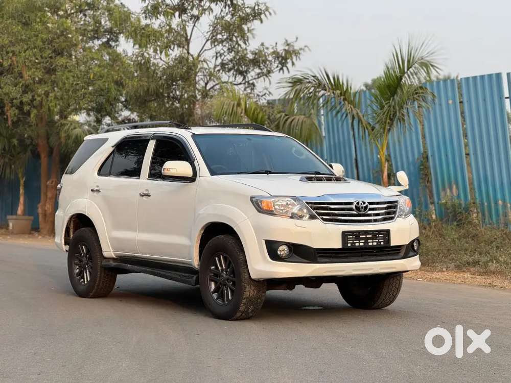 Toyota Fortuner 2015 Diesel Well Maintained
