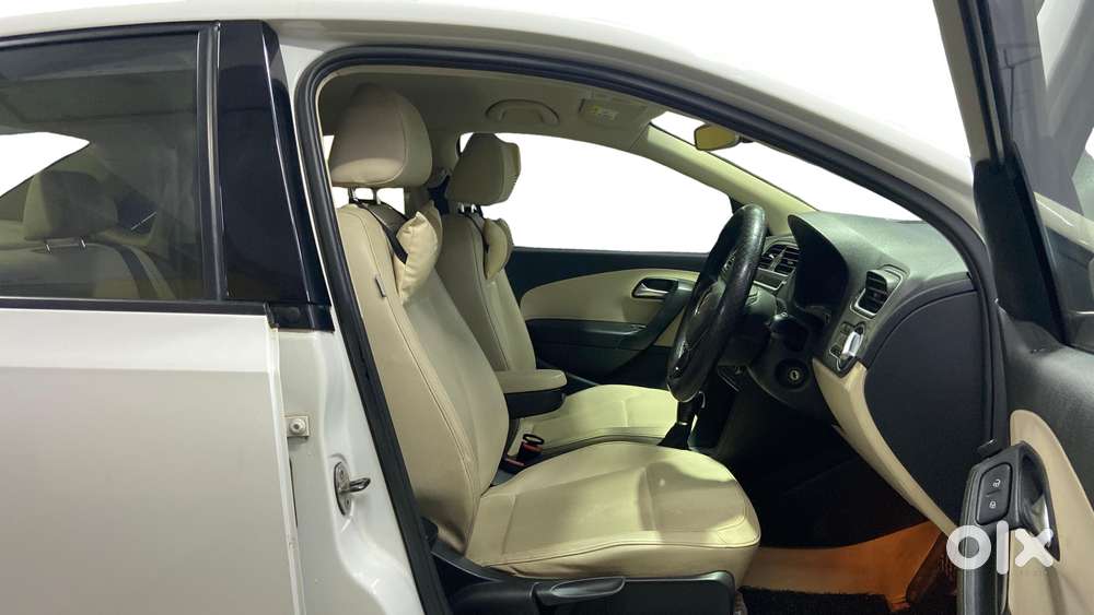Volkswagen Vento 1.2 Tsi Highline Plus At, 2019, Petrol