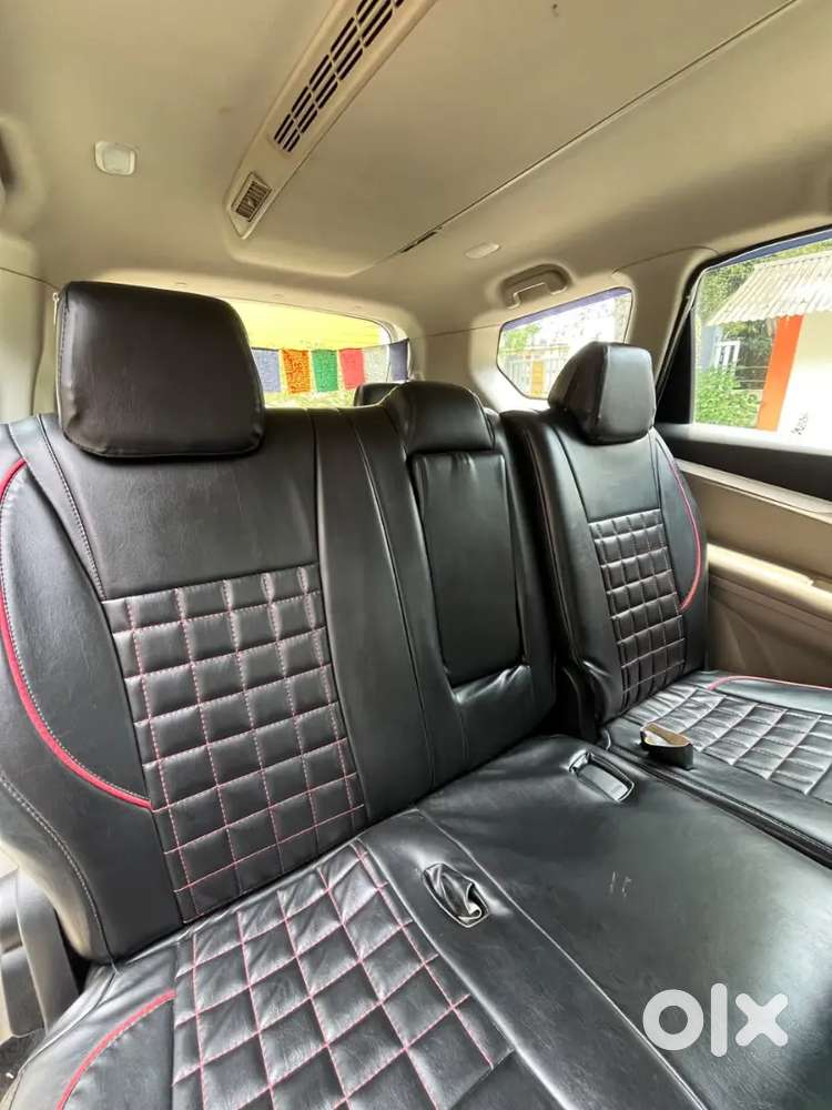 Mahindra Marazzo 2019 M6