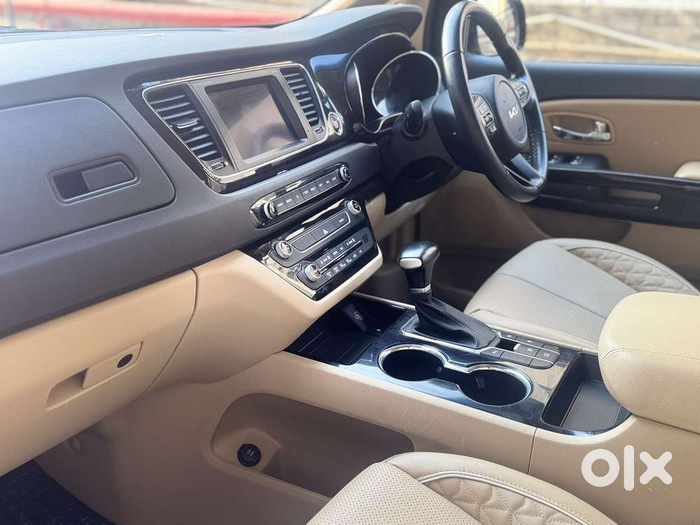 Kia Carnival Limousine Plus 7 Str, 2022, Diesel