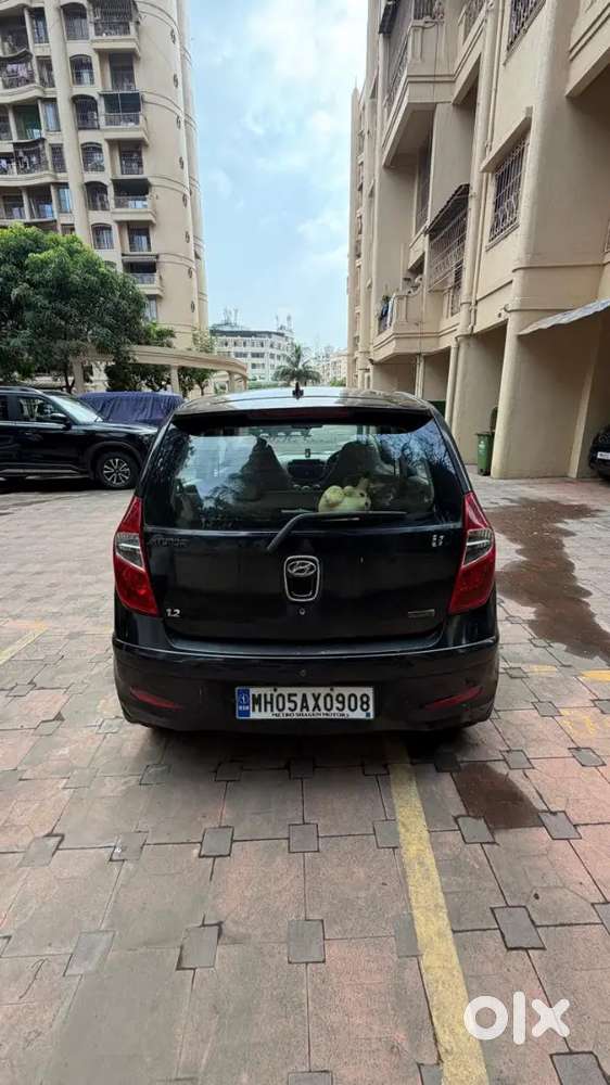 Hyundai I10 Black Colour 2011 For Sell