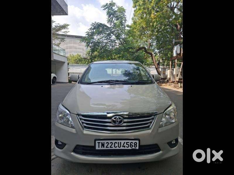 Toyota Innova 2.5 Vx 8 Str Bs-iii, 2012, Diesel
