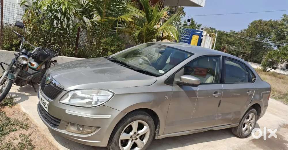 Skoda Rapid 2012 Diesel Good Condition 22kmpl Bangalore Registration