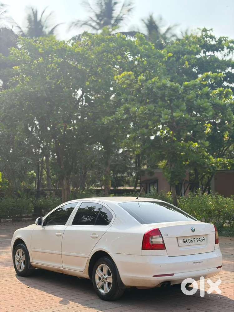 Skoda Laura Automatic Dsg 2011 Diesel 165000 Km Driven