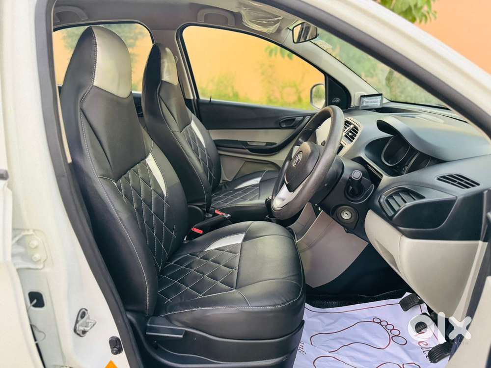 Tata Tiago Xe, 2017, Petrol
