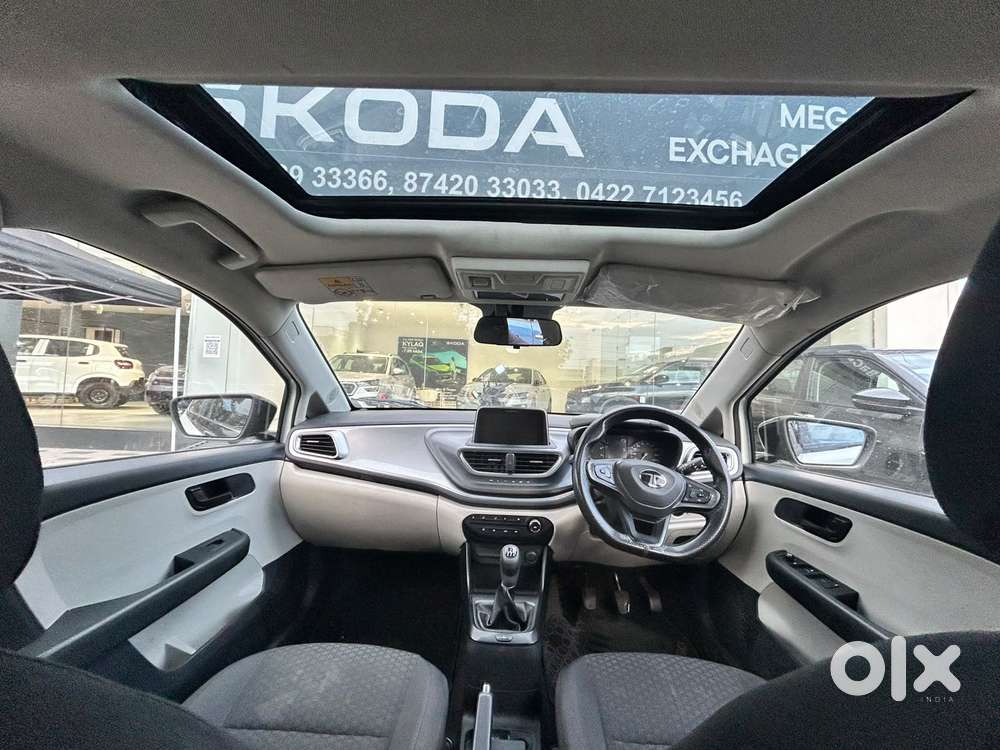 Tata Altroz 1.2 Xm Rhytm Plus Style Petrol, 2024, Petrol