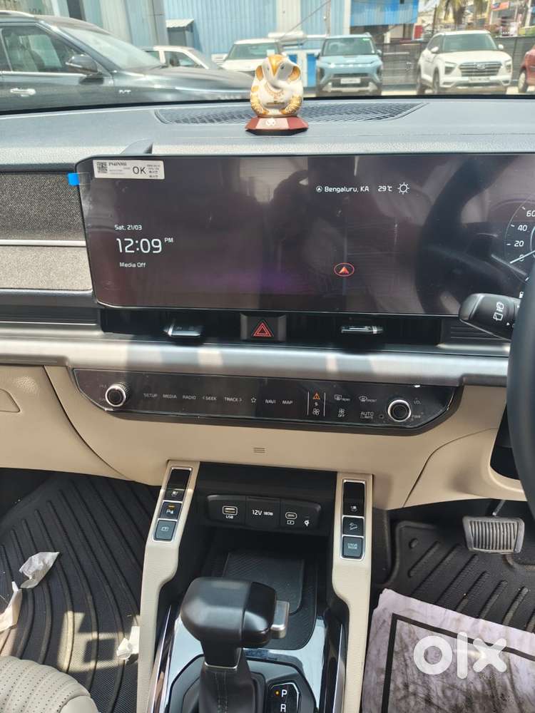 Kia Carens Clavis Htk Plus Dct, 2025, Petrol