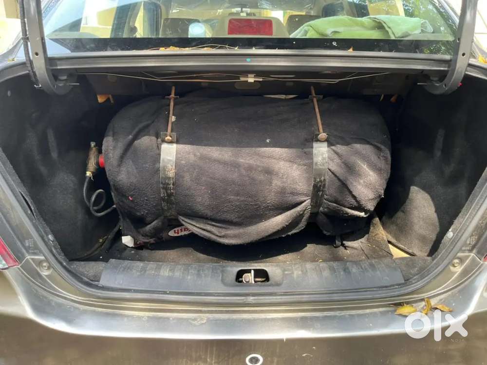 Maruti Suzuki Dzire 2016 Cng & Hybrids 65000 Km Driven