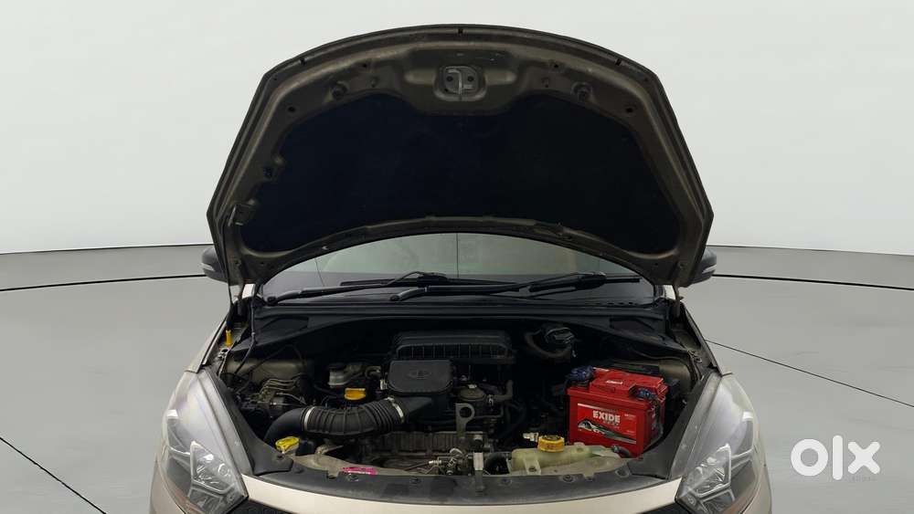 Tata Tigor Xza, 2019, Petrol