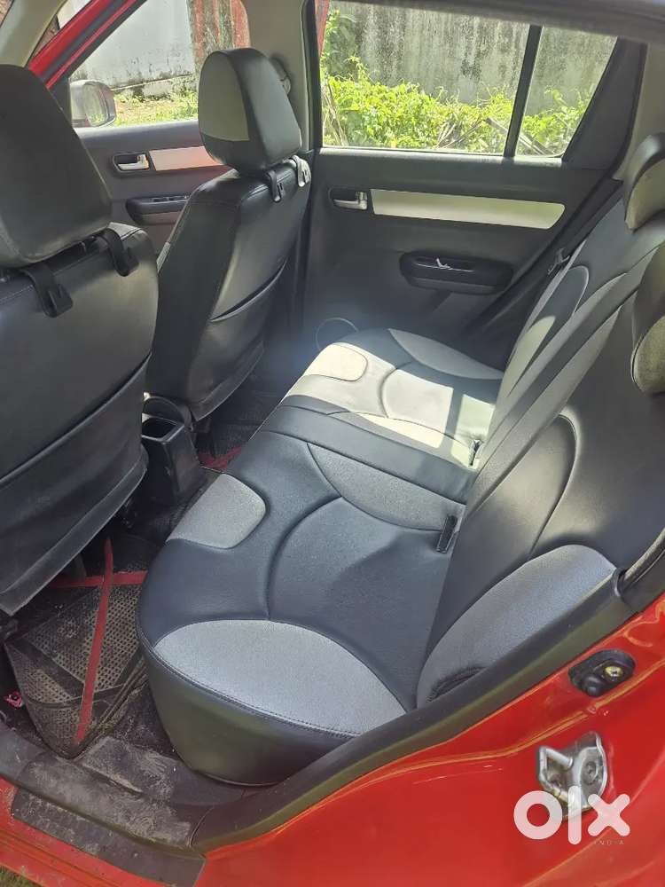 Maruti Suzuki Swift 2010