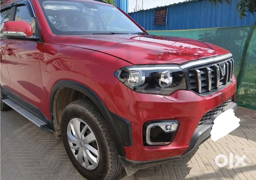 Mahindra Scorpio N Z4 Petrol Mt 7 Str, 2023, Petrol