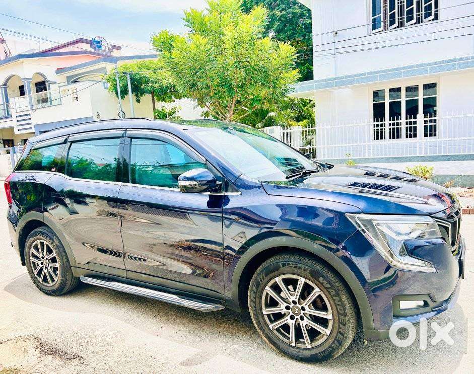 Mahindra Xuv700 2.2 Ax 7 Diesel Mt Luxury Pack Str, 2023, Diesel