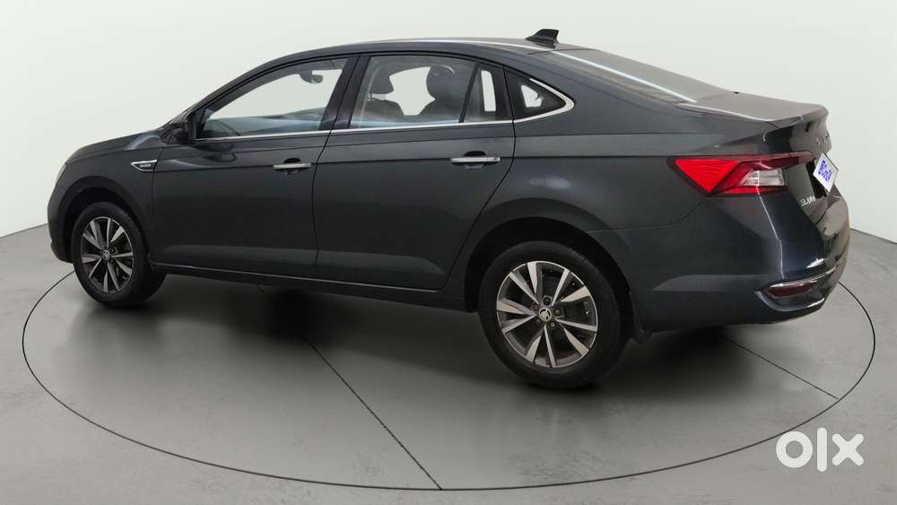 Skoda Slavia 1.0 Tsi Style At, 2023, Petrol