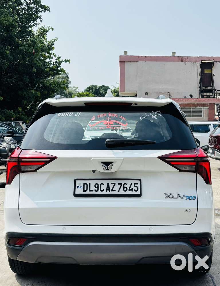 Mahindra Xuv700 2.0 Ax 5 Petrol Mt Str, 2022, Petrol