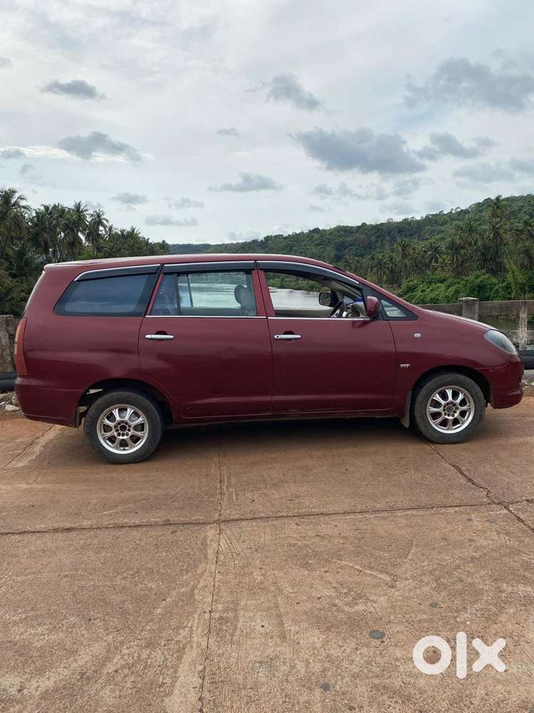 Toyota Innova 2006 Petrol Cng Good Condition All Papers Valid