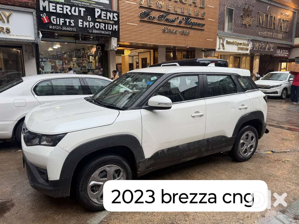 Maruti Suzuki Brezza 1.5 Vxi Cng, 2023, Cng & Hybrids