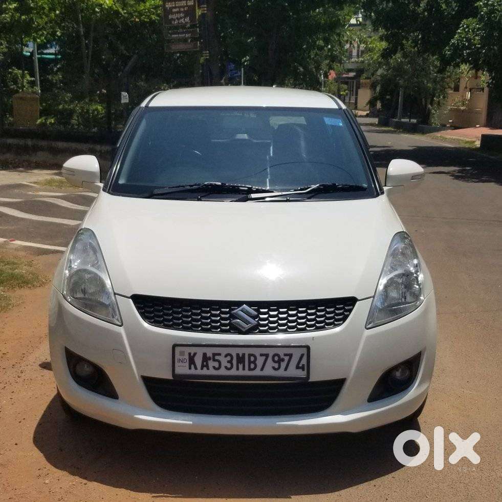 Maruti Suzuki Swift Vxi + Manual, 2014, Petrol