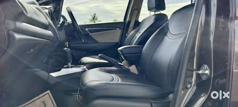 Honda Jazz V Cvt, 2017, Petrol