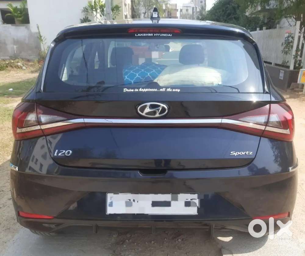 Hyundai I20 Sportz 2023 Model Automatic Petrol Version Well Maintained