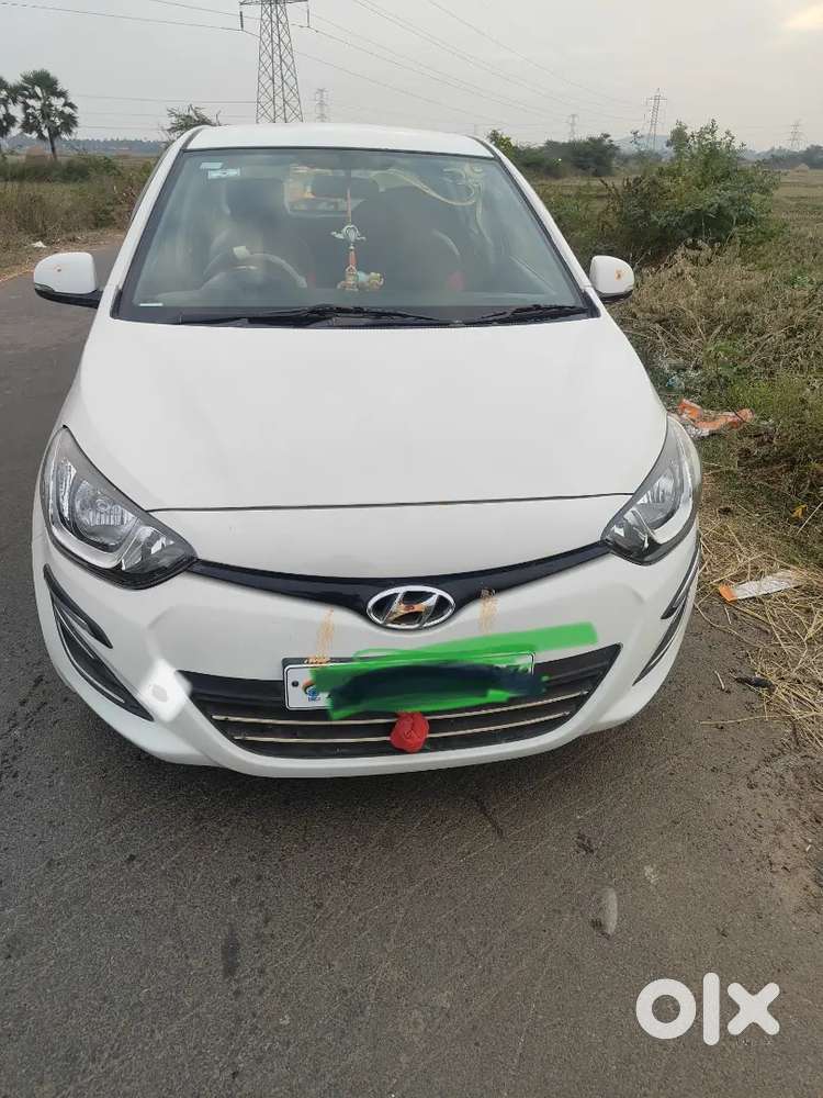 Hyundai I20 2013 Petrol Well Maintained