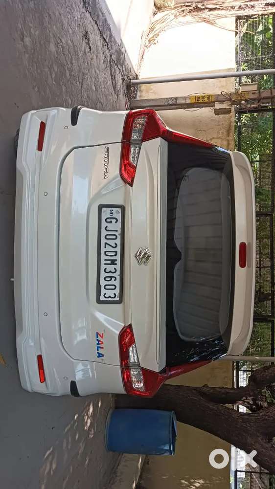 Maruti Suzuki Ertiga 2022 Cng & Hybrids 80000 Km Driven