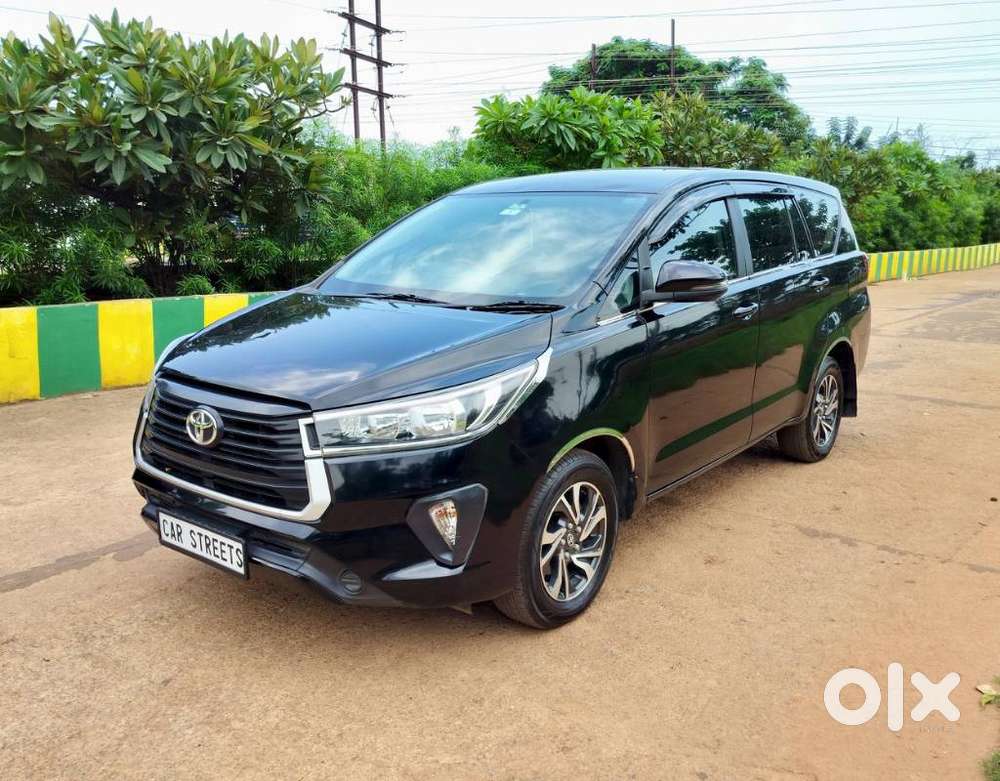 Toyota Innova Crysta 2.4 Gx Limited Edition 8 Str, 2023, Diesel
